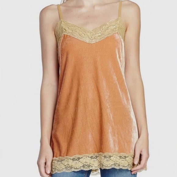 Aratta Tops - ARATTA Vintage Velvet Dreams Camisole Tank with Lace Trim